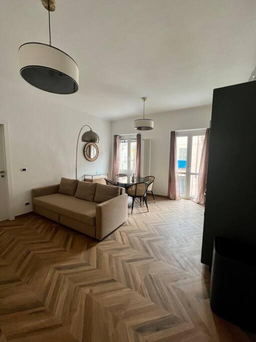 Casa Sassari - Vicino Porta Susa F.S. Turin Exterior photo